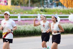 BIB: 
                            <button type="button" onclick="openModal(27851889)" class="btn btn-primary btn-sm float-right btn-popup" data-toggle="modal" data-target=".modal-high-quality">
                        <i class="fas fa-shopping-cart"></i> Add to Cart
                    </button>
                                            <button type="button" onclick="isThisMe(27851889, true)" class="btn btn-success btn-sm float-right btn-popup btn-isme hidden" data-toggle="tooltip" data-placement="bottom" title="นี่คือรูปของคุณใช่ไหม คลิกที่นี่เพื่อเอาเข้าอัลบั้ม">
                        <i class="fas fa-plus"></i> Add to album
                    </button>
                    <button type="button" onclick="isThisMe(27851889, false)" class="btn btn-warning btn-sm float-right btn-popup btn-isnotme hidden">
                        <i class="fas fa-ban"></i> Remove from album
                    </button>